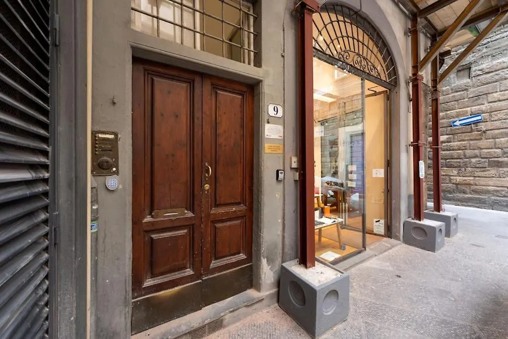 Keys Of Italy - Corsob 9 - Florentine Studio Close To Palazzo Vecchio Florence Apartment